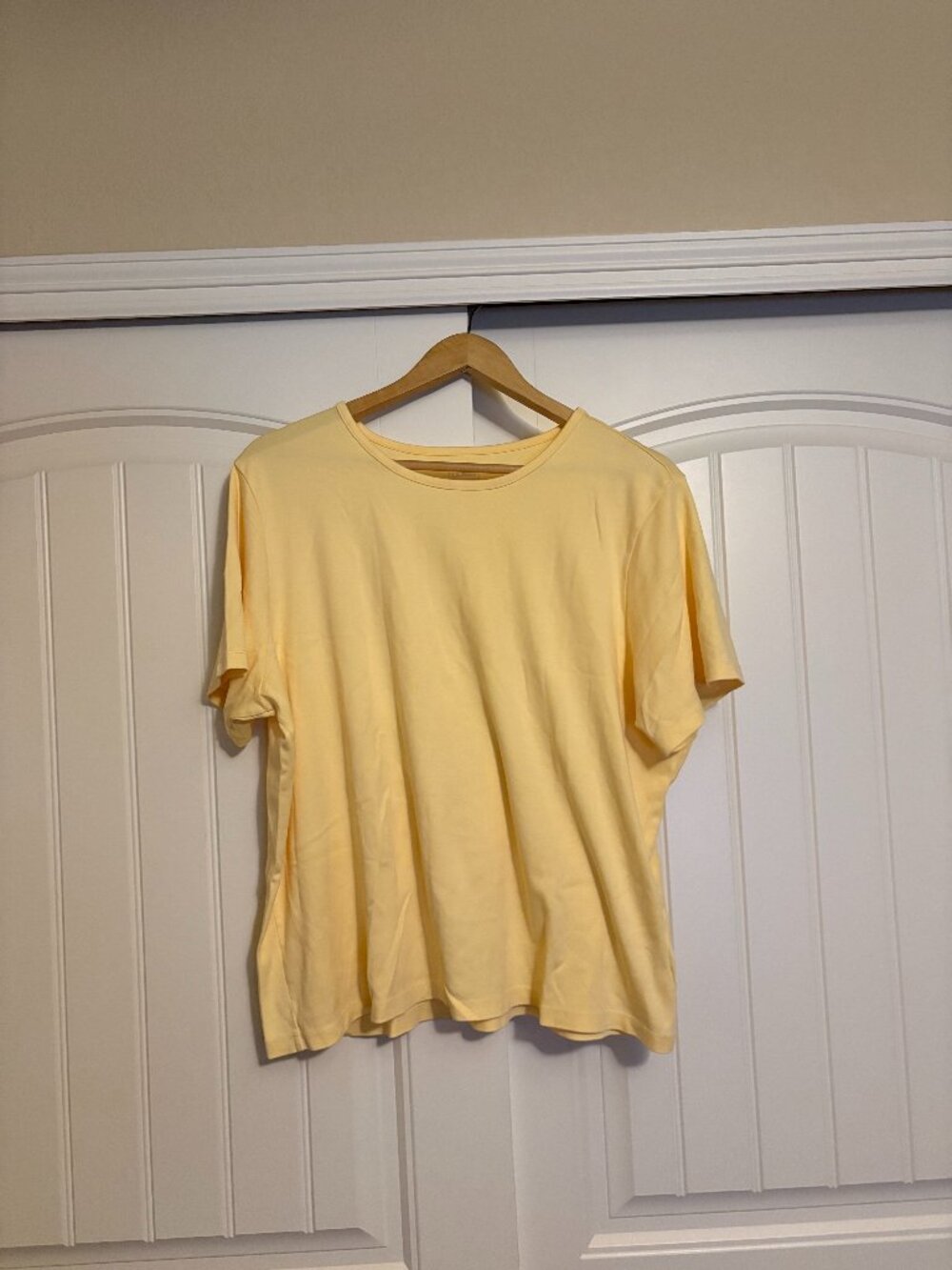 L.L. Bean T Shirt 2X-Plus Short Sleeve Light Yellow Boat Neck 100% Supima Cotton